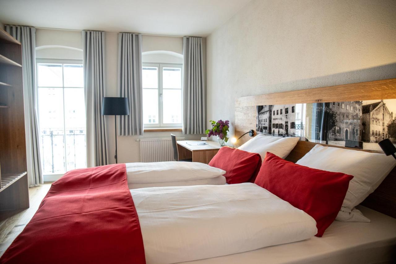 Altstadthotel Brauereigasthof Winkler Берхинг Экстерьер фото