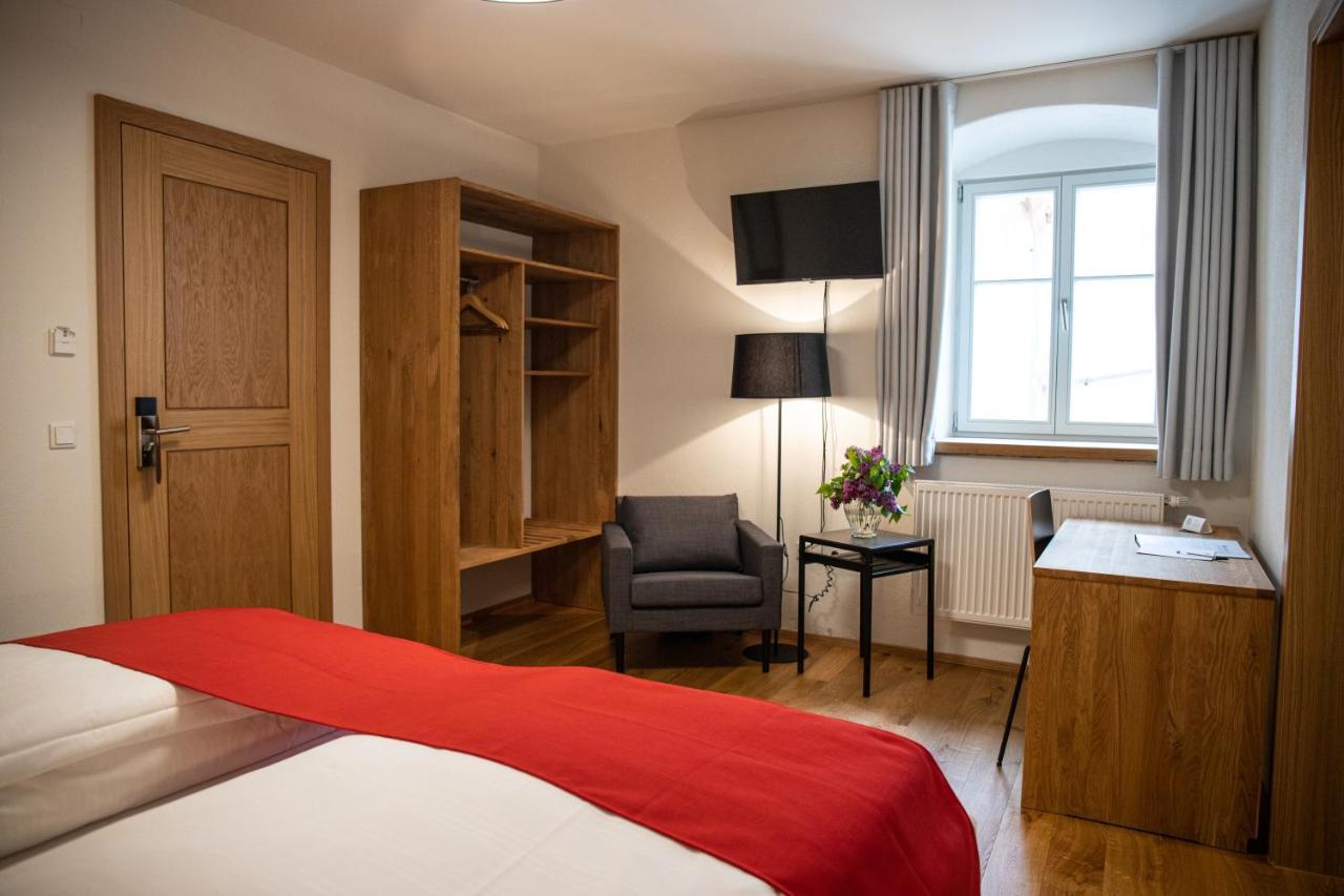 Altstadthotel Brauereigasthof Winkler Берхинг Экстерьер фото