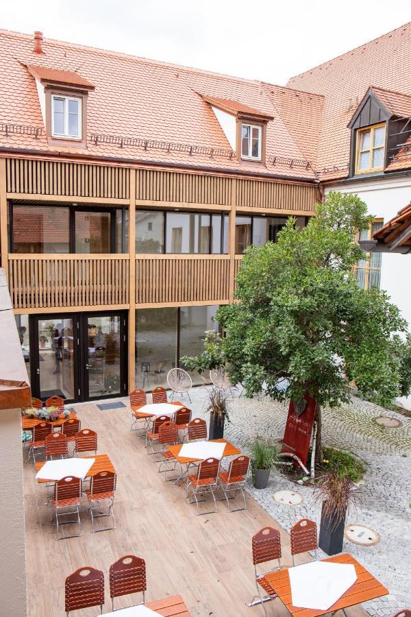 Altstadthotel Brauereigasthof Winkler Берхинг Экстерьер фото